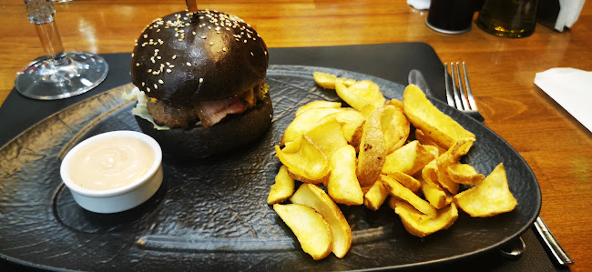 Urban lounge & Restaurant - Piatra Neamț