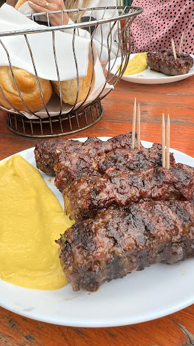 Complex Turistic Paralela 45 - Gastronomie și ospitalitate