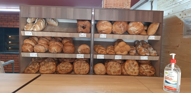 Opinii despre Cuptor rustic pe vatra în Popești-Leordeni - Gastronomie și ospitalitate