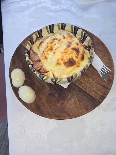 Restaurant Hanul lui Ureche