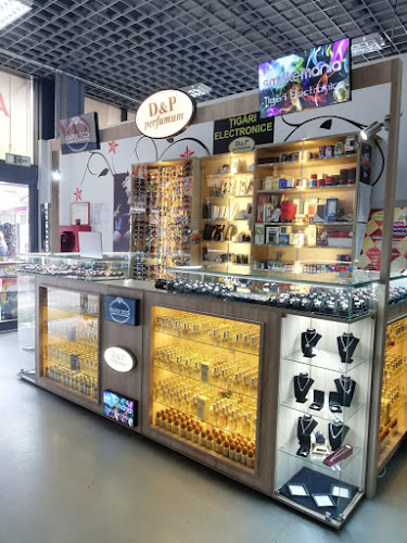 Opinii despre Piața Nicky Scorpion în București - Gastronomie și ospitalitate