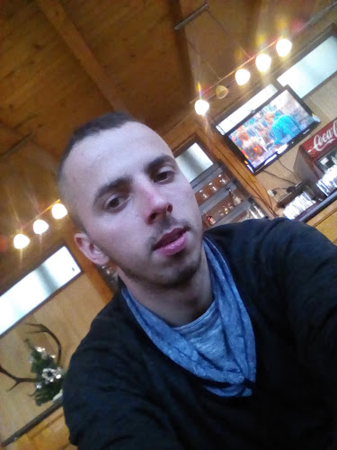 Opinii despre Piață de alimente "Piaţa Mică" în Vișeu de Sus - Gastronomie și ospitalitate