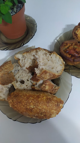 Comentarii opinii despre Claudia Brutărie Artizanală