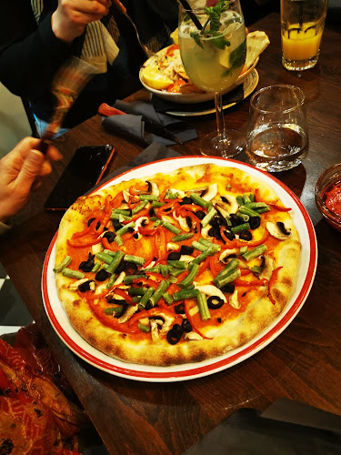 Comentarii opinii despre Pardon Cafe Bistro