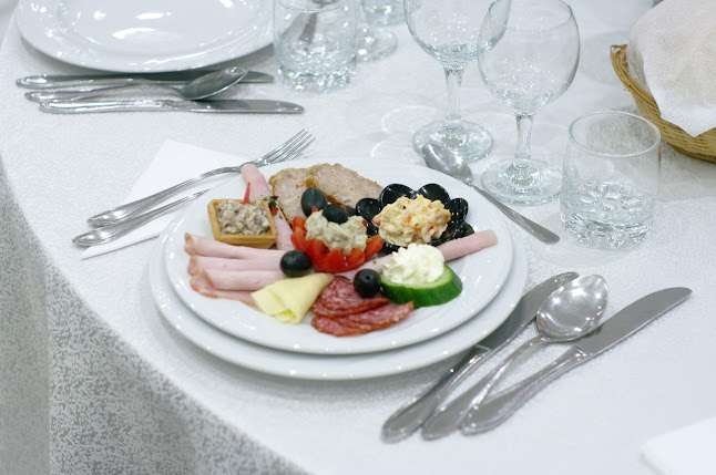 Opinii despre Restaurant Nera în Reșița - Gastronomie și ospitalitate