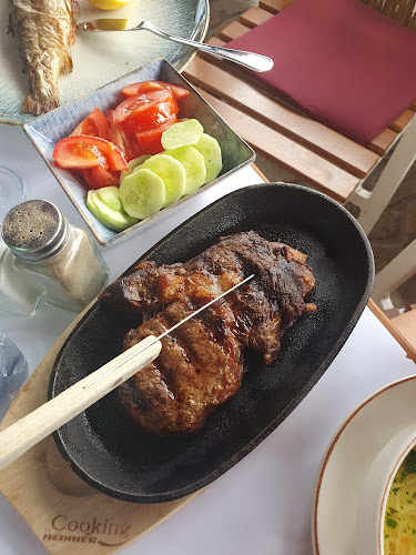 ROUTE 60 Restaurant Pensiune DN1 E60 Ciucea