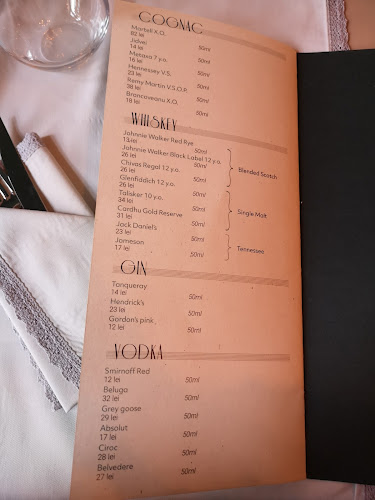 Opinii despre Bloom Restaurant în Brașov - Gastronomie și ospitalitate