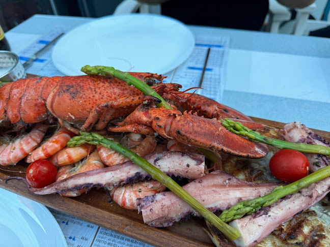 Opinii despre Pește și Vin în Brăila - Gastronomie și ospitalitate