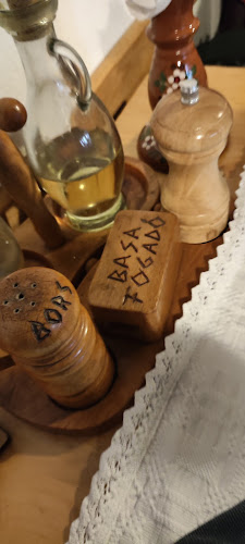 Hanul Basa Fogadó - Gastronomie și ospitalitate