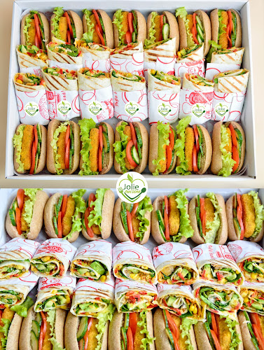 Strada Carpați 13, Bacău 600083