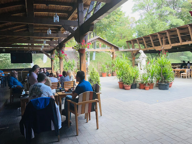 Restaurant Fantana lui Manole - Curtea de Argeș