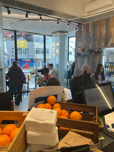 Bulevardul Basarabilor E21, Curtea de Argeș 115300