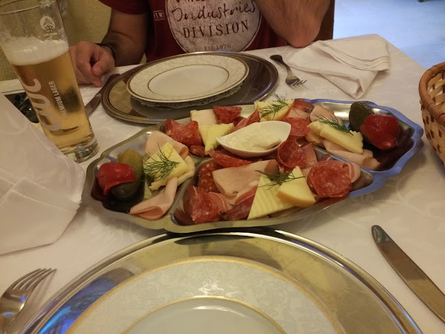 Opinii despre Butoiul de Aur în Sibiu - Gastronomie și ospitalitate