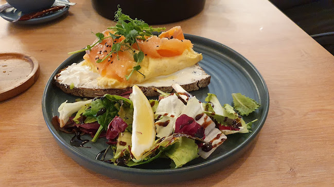 Neața Omlette Bistro