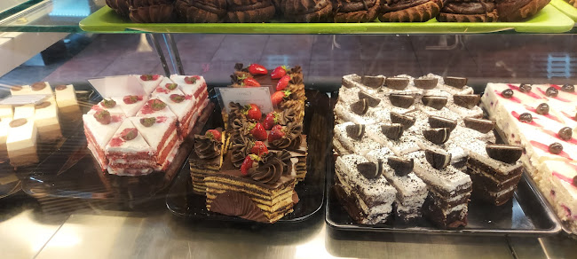 Comentarii opinii despre Cofetăria Adnana