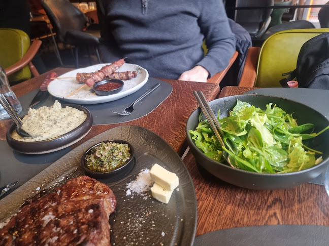 Noa Restoclub - București