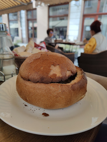 Cyrano - Gastronomie și ospitalitate