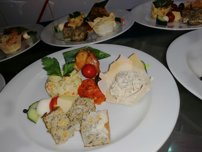 Blue Aqua - Gastronomie și ospitalitate