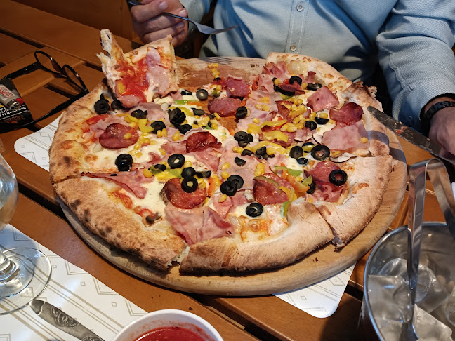 Opinii despre Pizza Royal & TulceaFood în Tulcea - Gastronomie și ospitalitate
