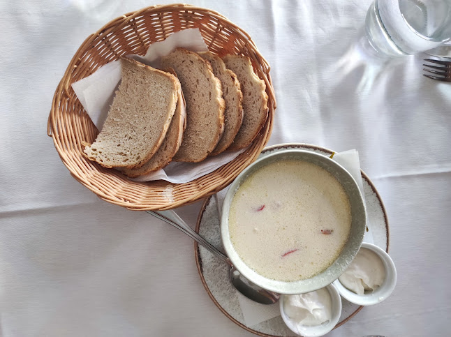 Opinii despre Restaurant Hermania în Sibiu - Gastronomie și ospitalitate