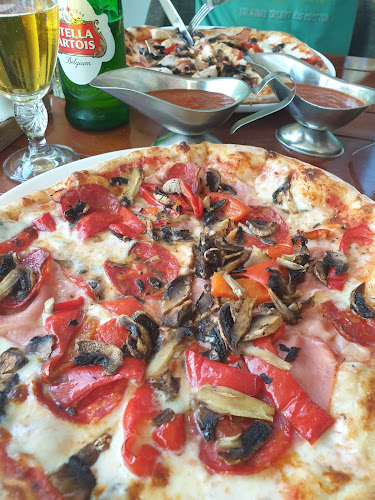 Amadeus - Gastronomie și ospitalitate