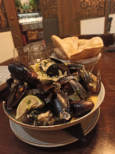 Comentarii opinii despre Pardon Cafe Bistro