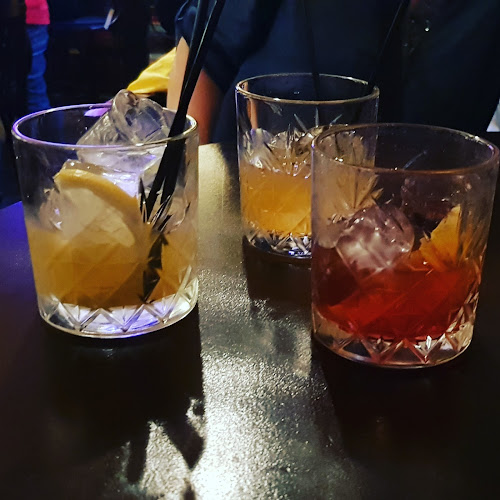 Opinii despre Bibliotheque Pub în Brașov - Gastronomie și ospitalitate