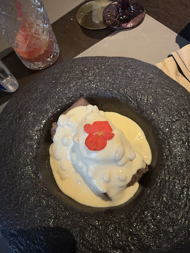 The Manor Restaurant & Lounge