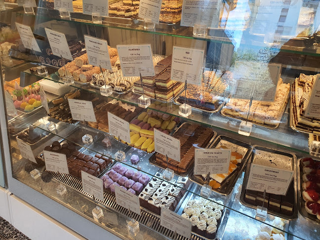 Comentarii opinii despre Cofetăria Maria