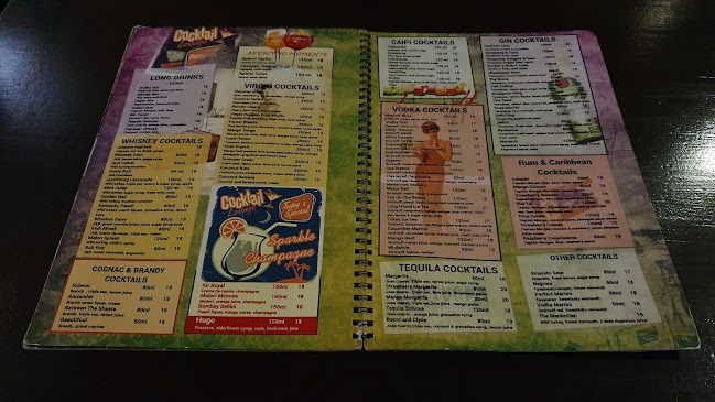 Opinii despre Bibliotheque Pub în Brașov - Gastronomie și ospitalitate