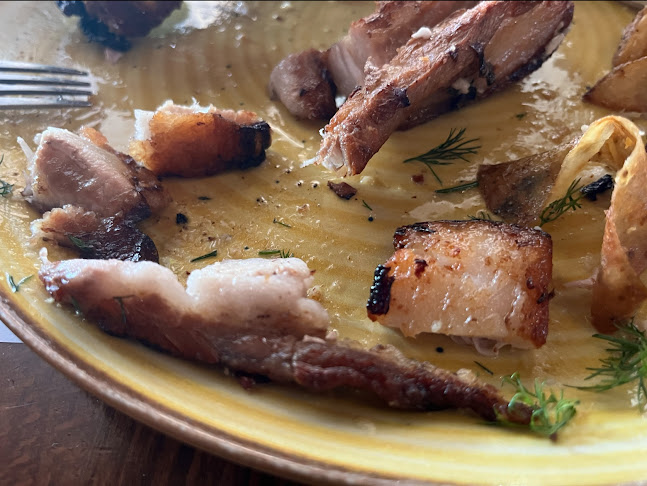 Opinii despre Curtea Veche în Curtea de Argeș - Gastronomie și ospitalitate