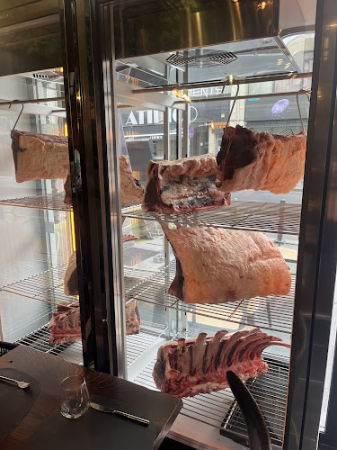 Noa Restoclub - Gastronomie și ospitalitate