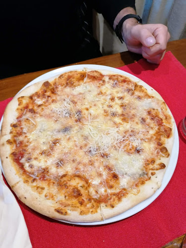 Opinii despre Roma în Hunedoara - Gastronomie și ospitalitate