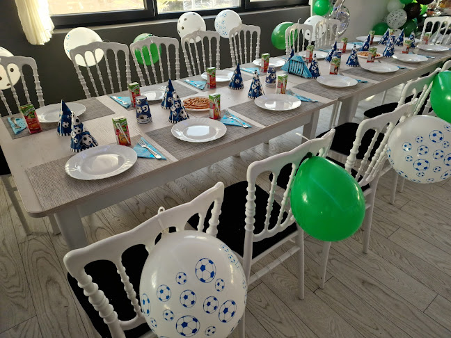 Opinii despre Famous în Caracal - Gastronomie și ospitalitate