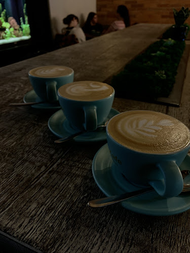 Ben Kafe - Gastronomie și ospitalitate