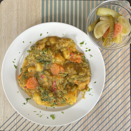 Opinii despre Ramona Food în Târgu Neamț - Gastronomie și ospitalitate