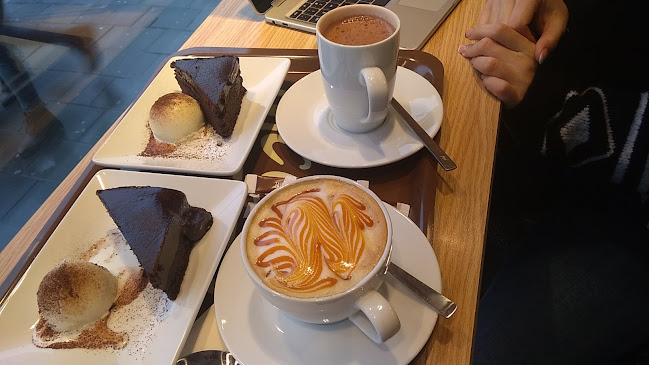 McDonald's - Gastronomie și ospitalitate