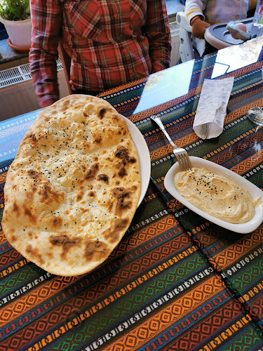 Zaza - Gastronomie și ospitalitate