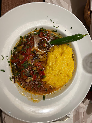 Trident - Gastronomie și ospitalitate