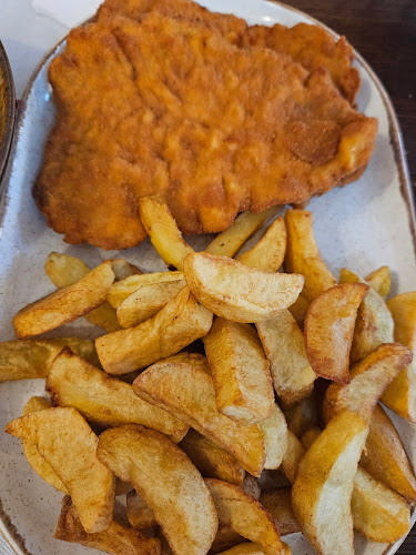 Opinii despre Restaurant Vatra în București - Gastronomie și ospitalitate