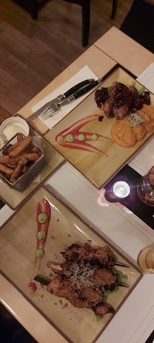 Opinii despre La Curtea Domnească în Piatra Neamț - Gastronomie și ospitalitate