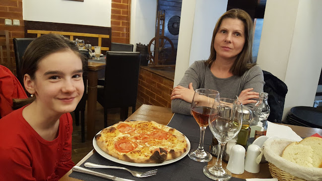 Strada Valea Dragă 1, Brașov 500001