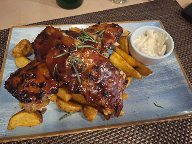 Opinii despre Centro Restaurant în Tăuții-Măgherăuș - Gastronomie și ospitalitate