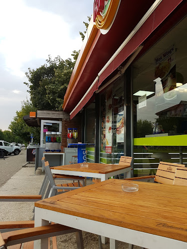 River's Fast & Fresh Food