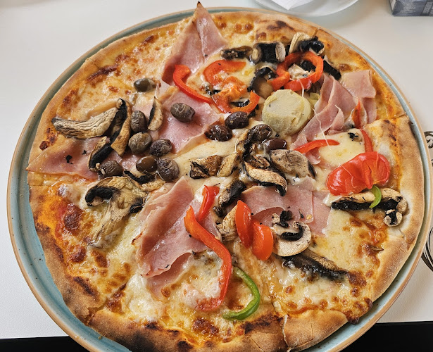 Strada Prutului 10, Câmpina 105600