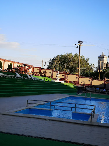 Zuican - Gastronomie și ospitalitate