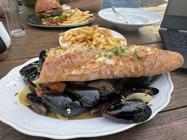 Restaurant Pescăruș - Gastronomie și ospitalitate