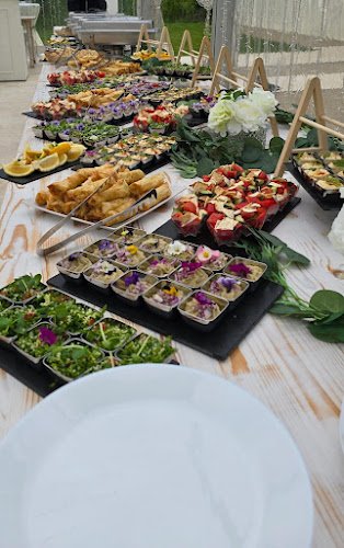 In Bucate Catering Services - București