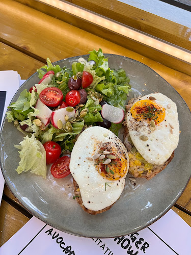 Comentarii opinii despre Roastelier domenii/ Burger show/ French bachery domenii