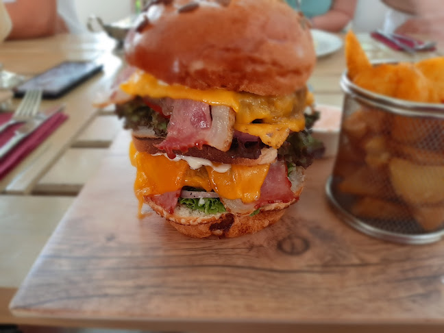 Opinii despre Sabroso Mamaia Cazino în Constanța - Gastronomie și ospitalitate